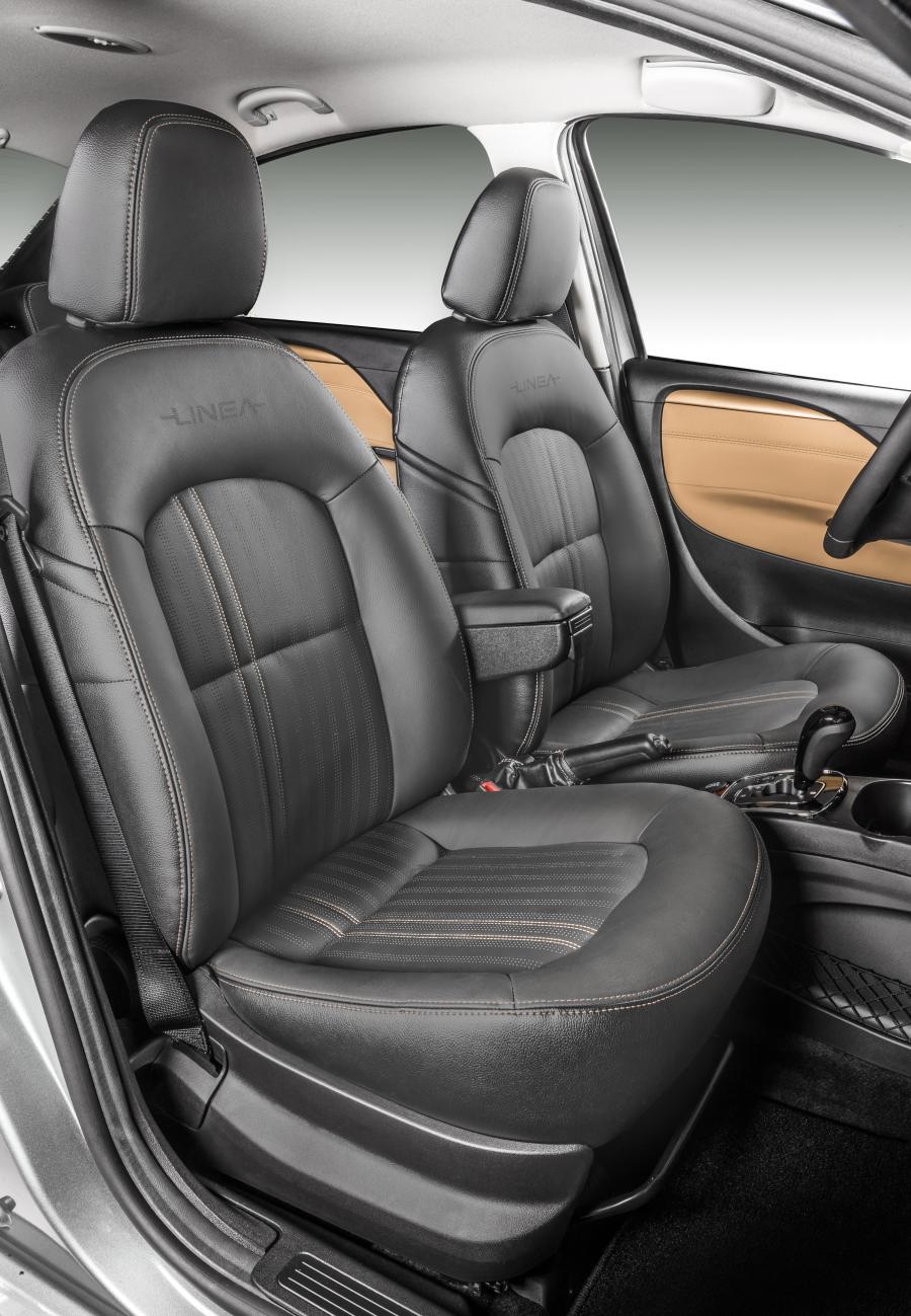 Интерьер Fiat Linea Absolute 2014 года  (фото 24 из 24)